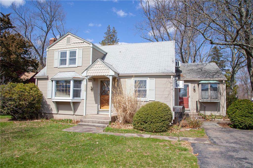 152 Capen Street - Photo 1