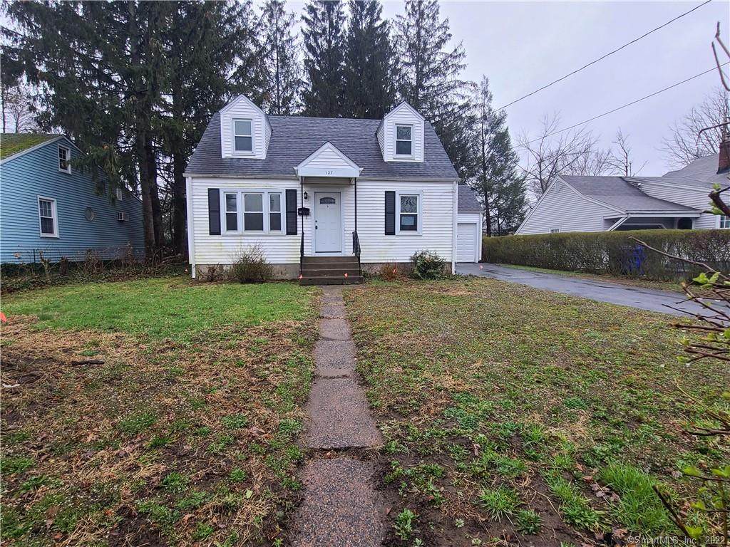 127 Oxford Drive - Photo 1