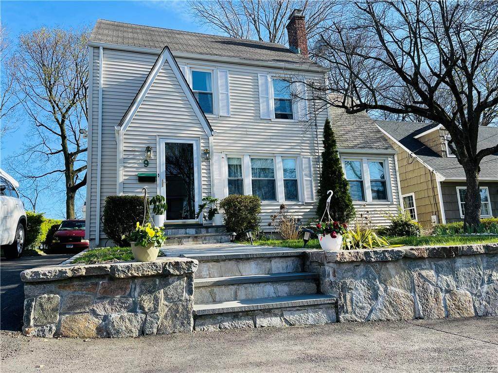 9 Olmstead Place - Photo 1