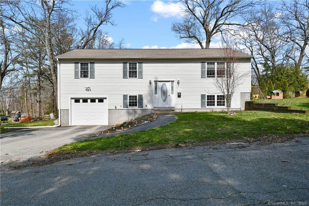 48 Genevieve Street - Photo 1