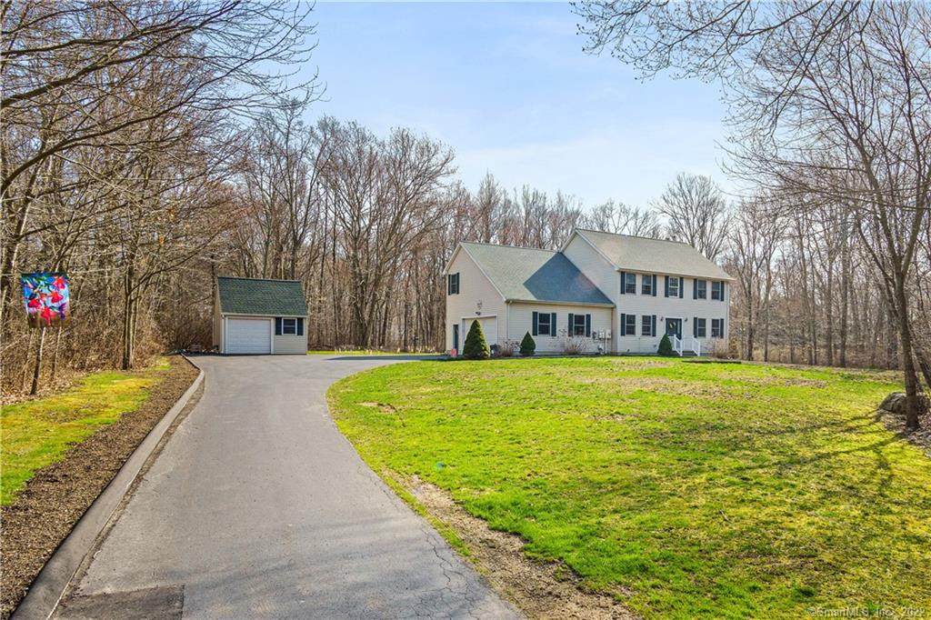 19 Lochdale Drive - Photo 1