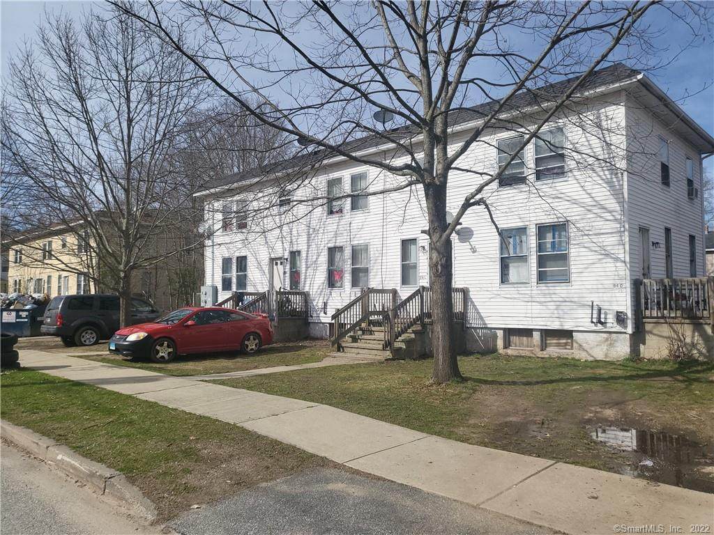 84 Boys Avenue - Photo 1