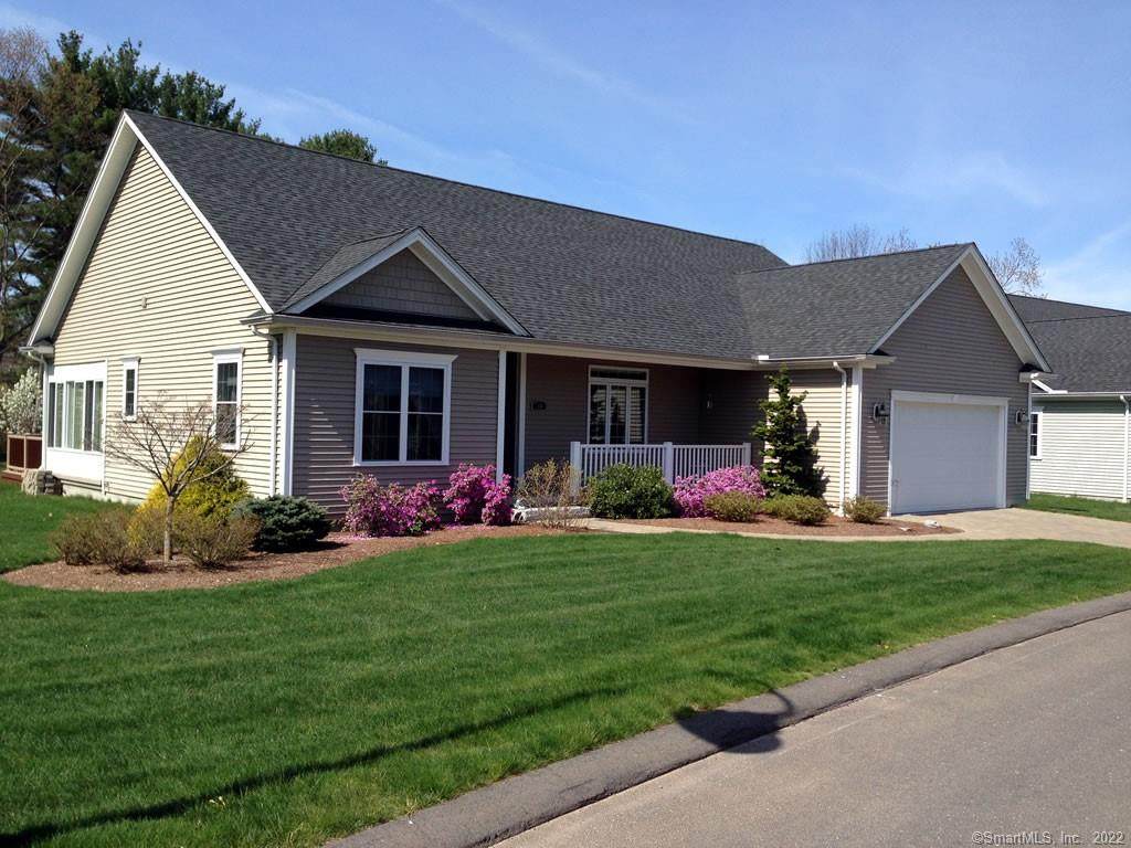 32 Lake Drive - Photo 1