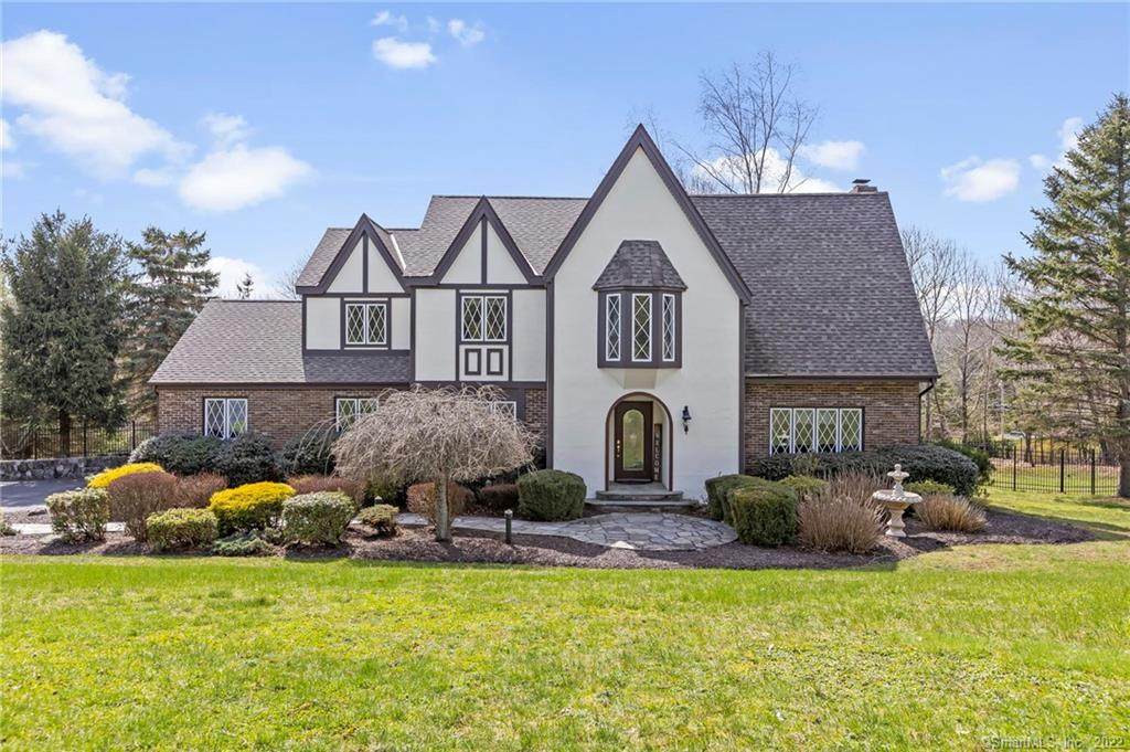 155 Carriage Hill Road - Photo 1