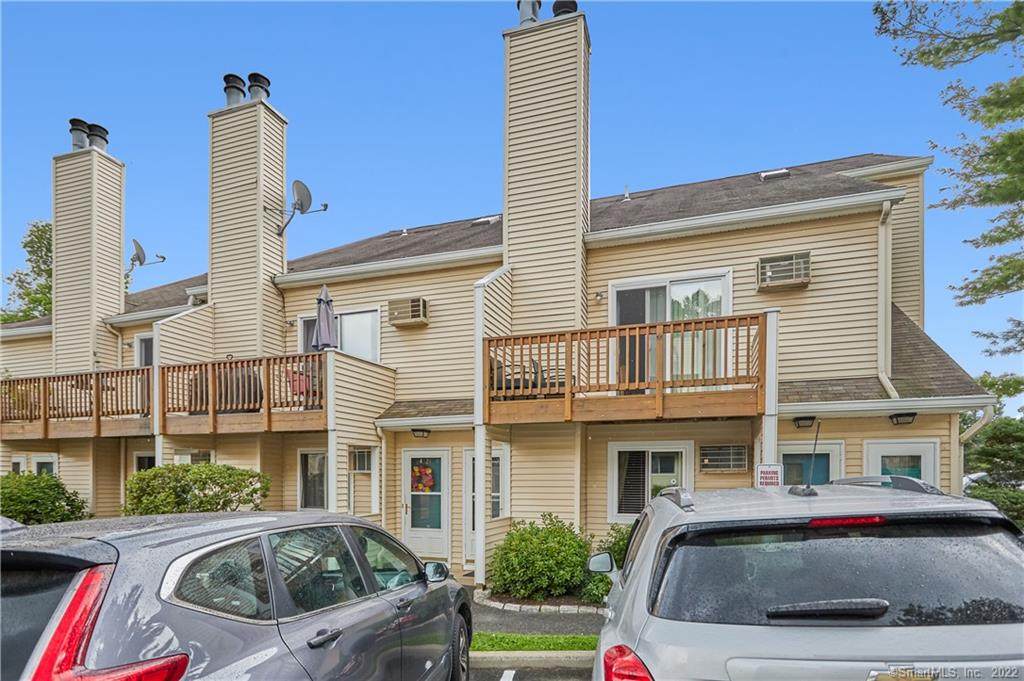 8 Rose Lane - Photo 1