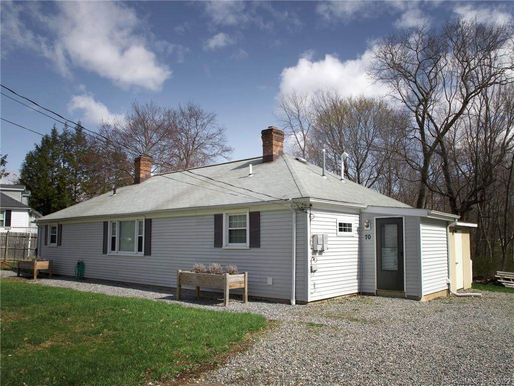 70 Circle Drive - Photo 1