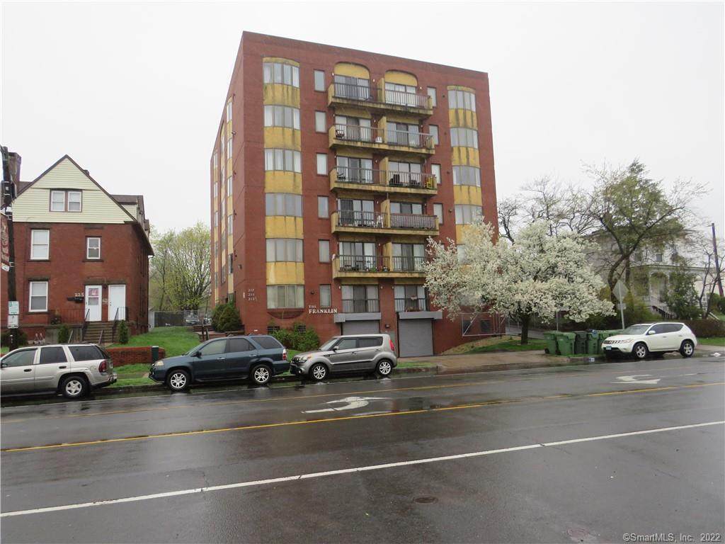 217 Franklin Avenue - Photo 1