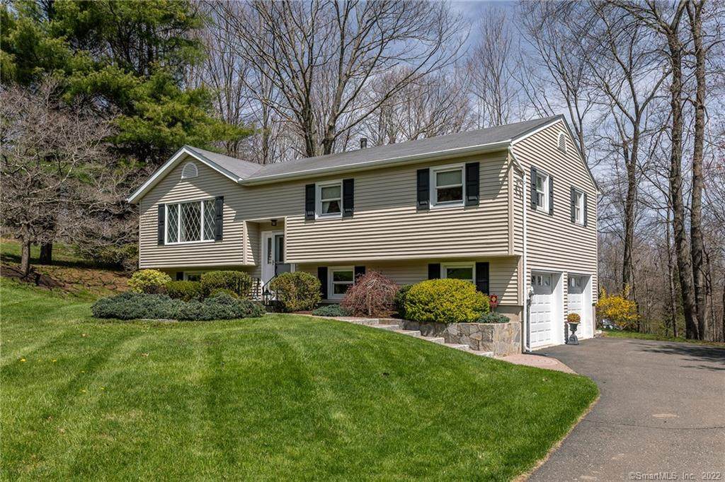 7 Glen Road - Photo 1