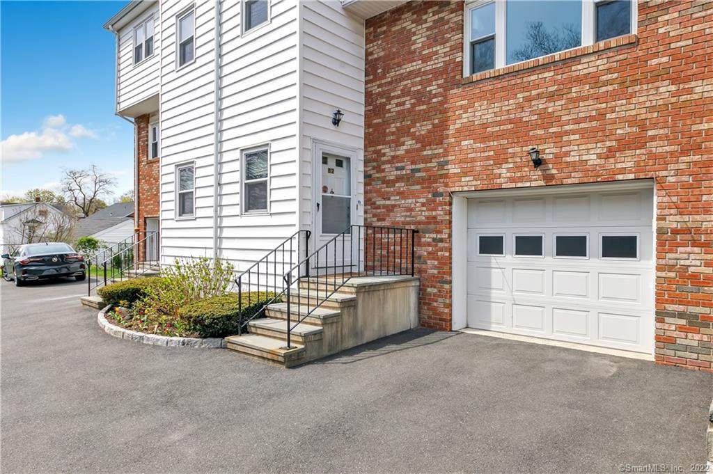102 Pine Hill Avenue - Photo 1