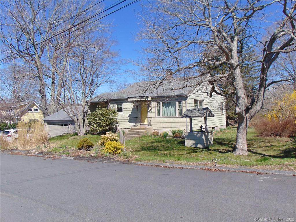 5 Pleasant Street - Photo 1