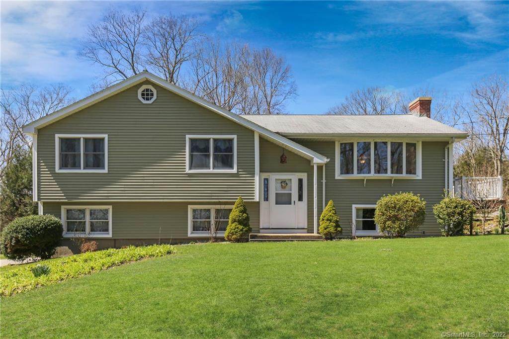 135 Hawkins Road - Photo 1