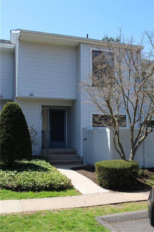 556 Oak Avenue - Photo 1
