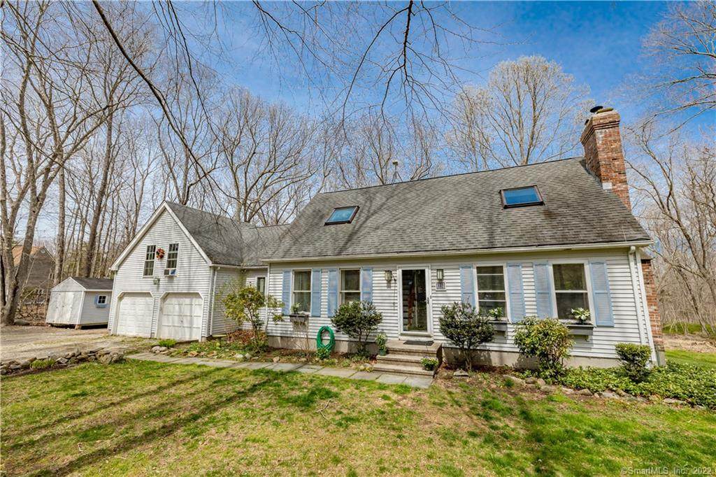 12 Cedar Drive - Photo 1