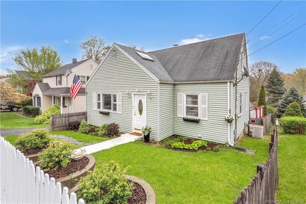 193 Old Stratfield Road - Photo 1