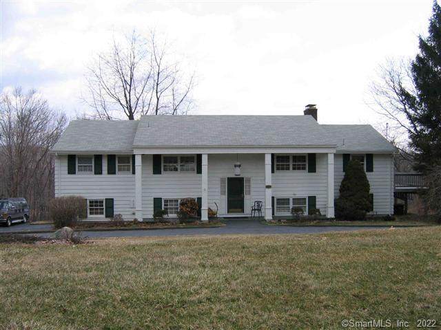 11 Gate Road - Photo 1