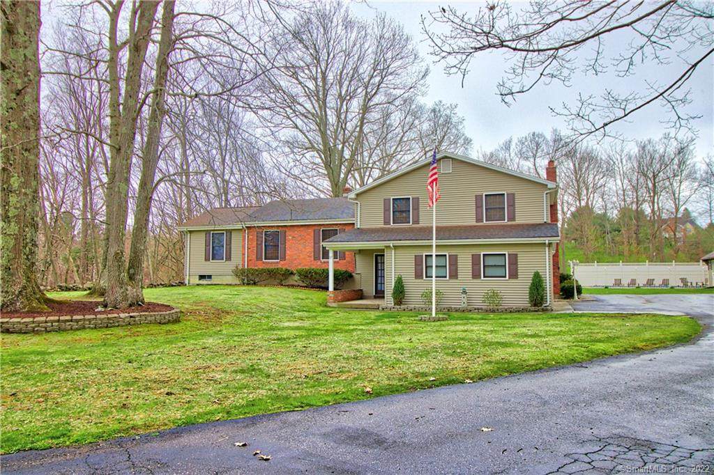 27 Bayberry Drive - Photo 1