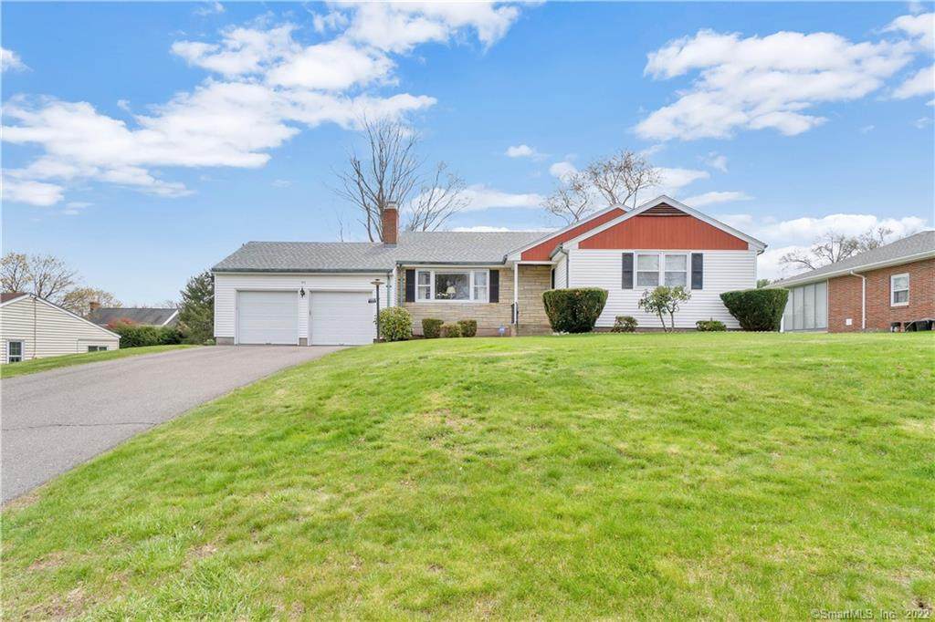 102 Crest Street - Photo 1