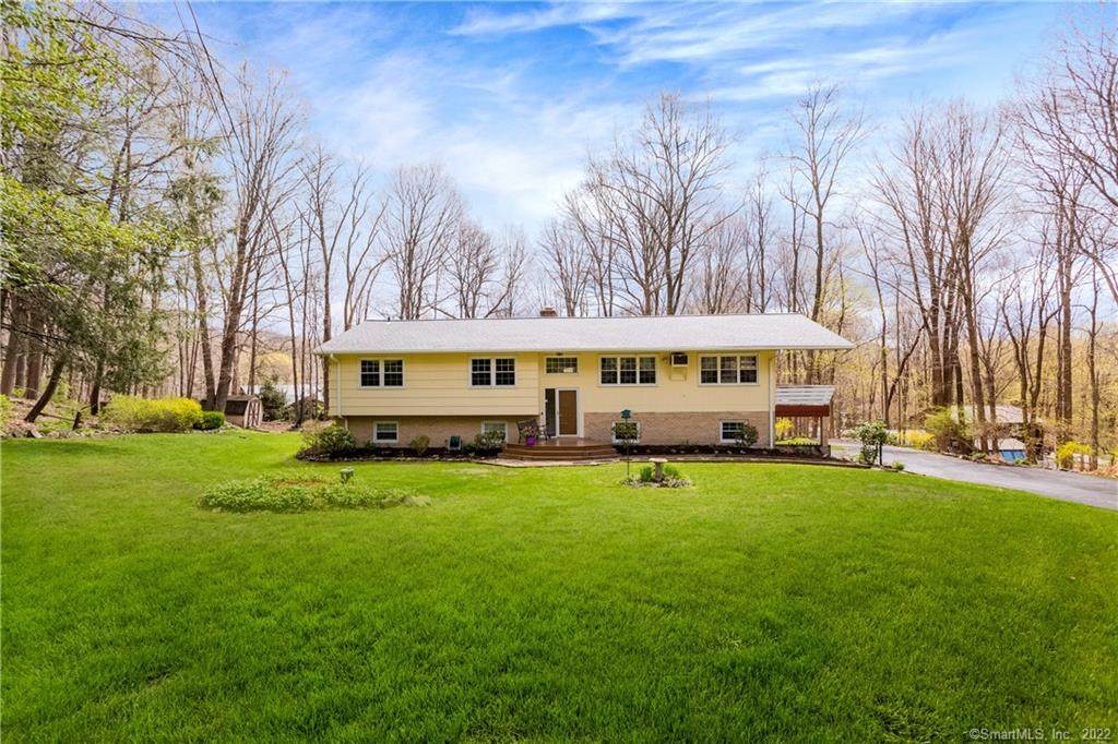 3 Birchcrest Drive - Photo 1