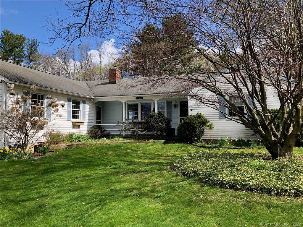 18 Lakeview Avenue - Photo 1