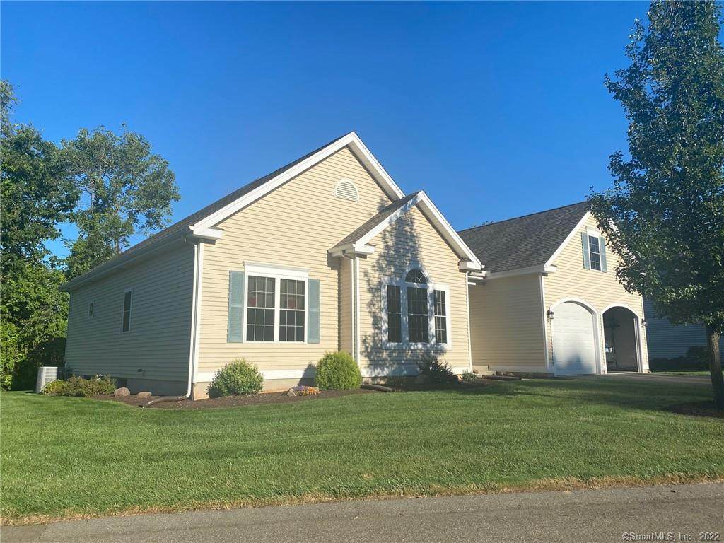 26 Foxbriar Lane - Photo 1