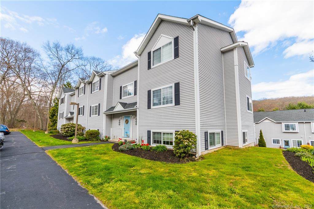310 Boston Post Road - Photo 1