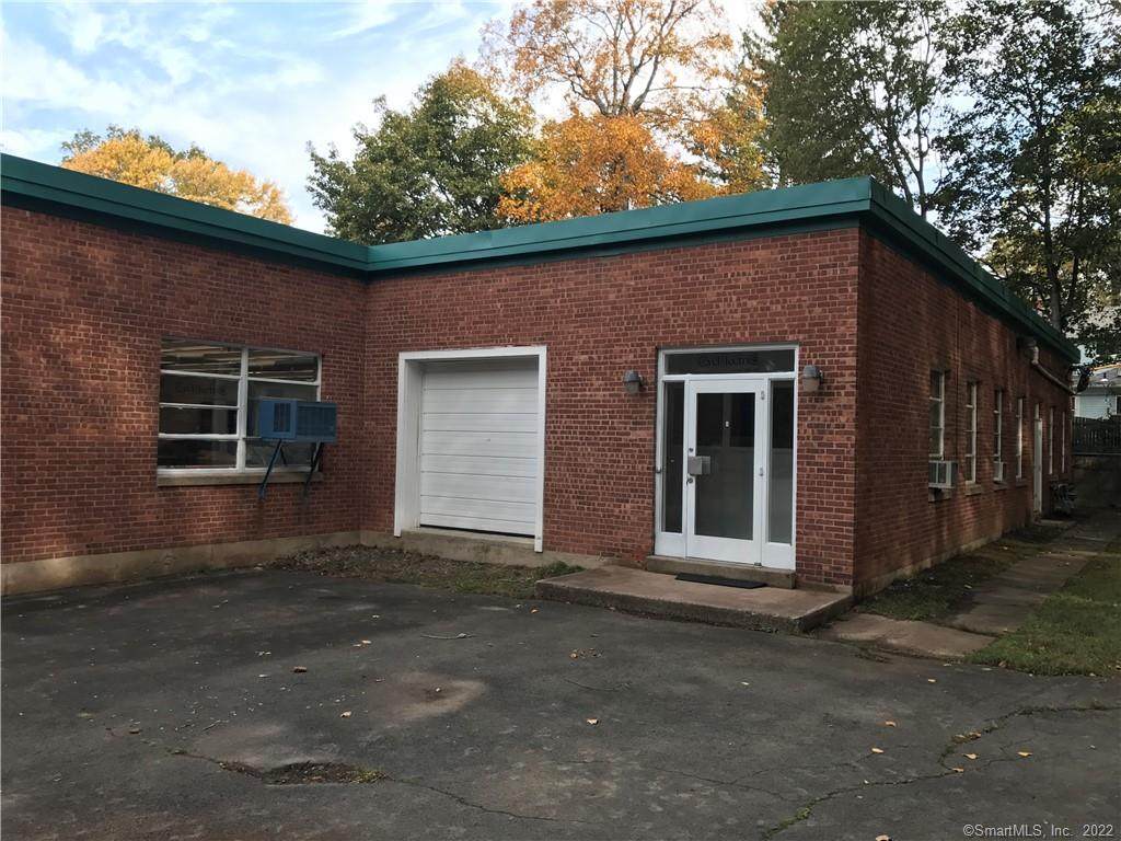 488 Derby Avenue - Photo 1