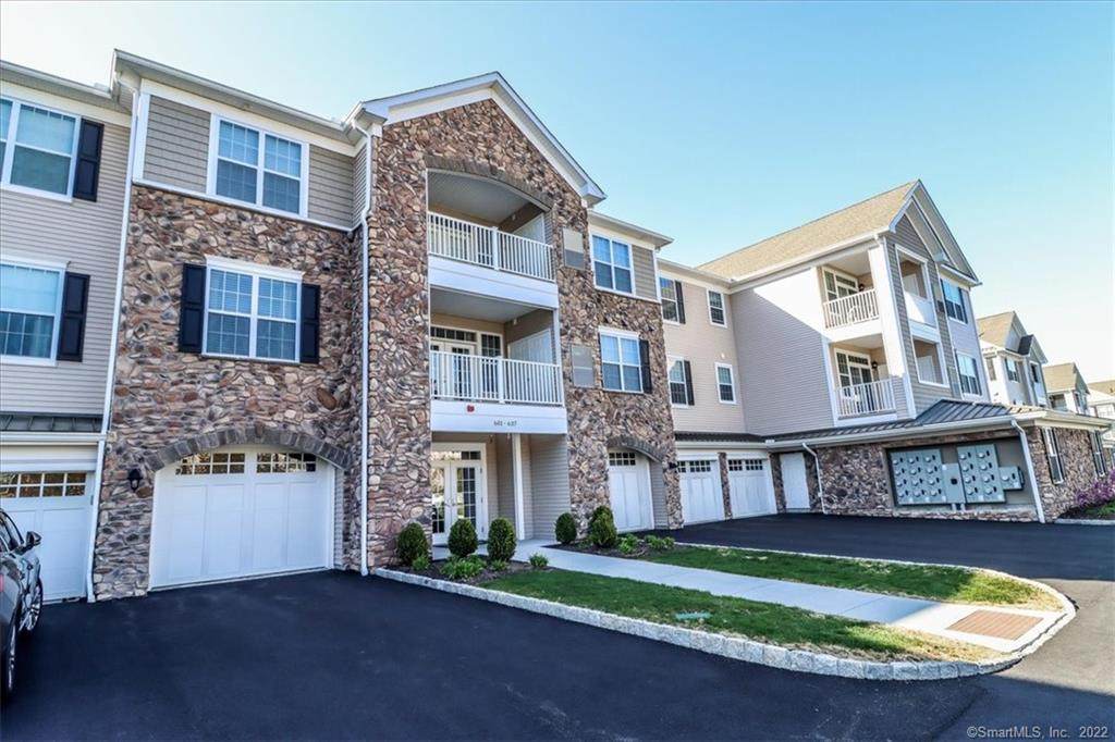 631 Brookside Court - Photo 1