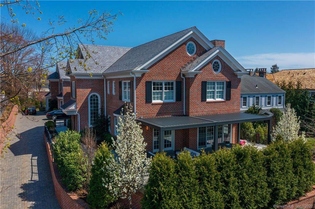 169 Milbank Avenue - Photo 1