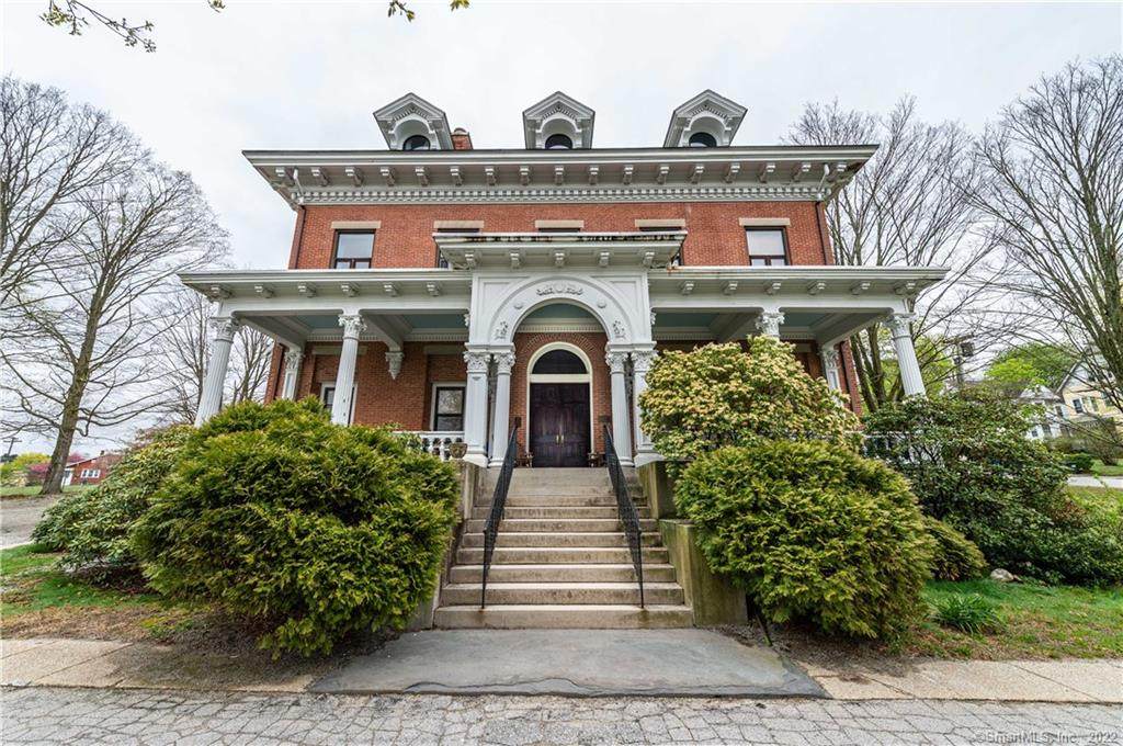 26 Greene Avenue - Photo 1