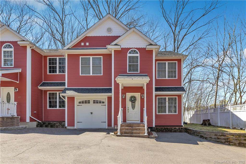 55 Middle Avenue - Photo 1
