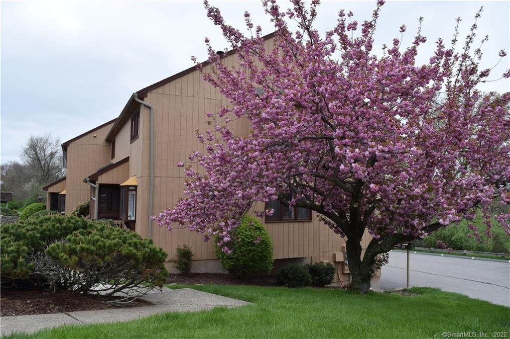 158 Skyview Drive - Photo 1