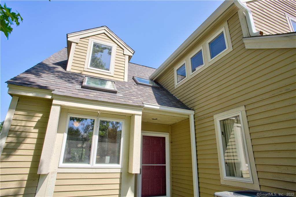 127 Courtyard Lane - Photo 1