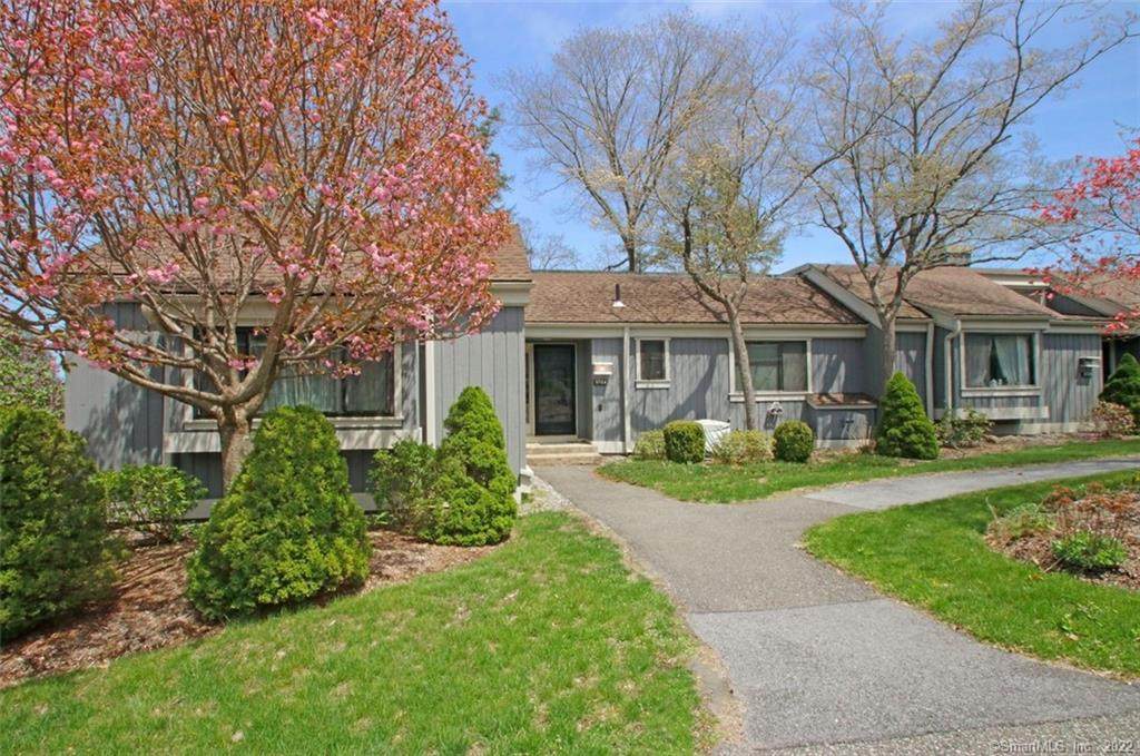 372 Heritage Village - Photo 1