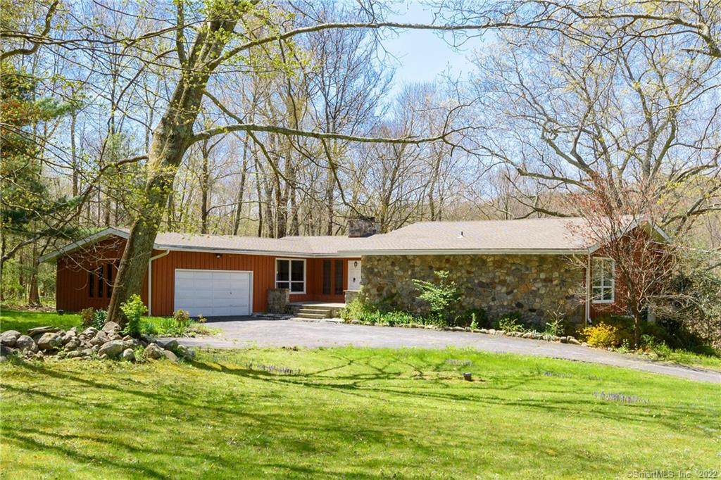 81 Vista Drive - Photo 1