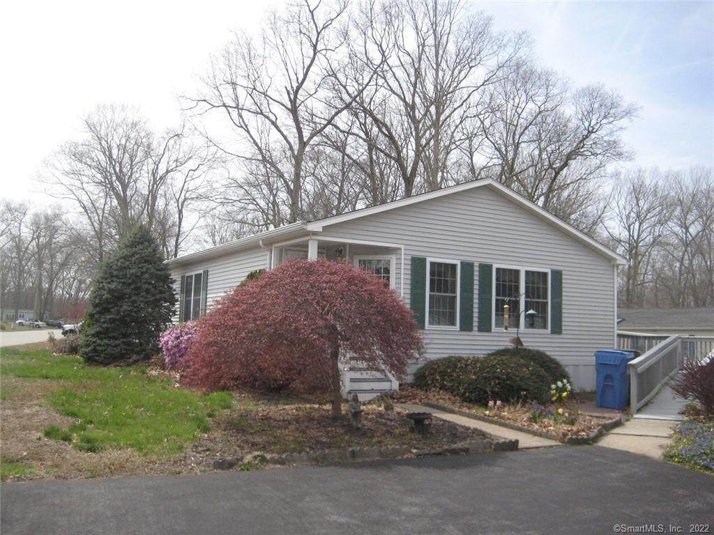 111 Victorian Drive - Photo 1