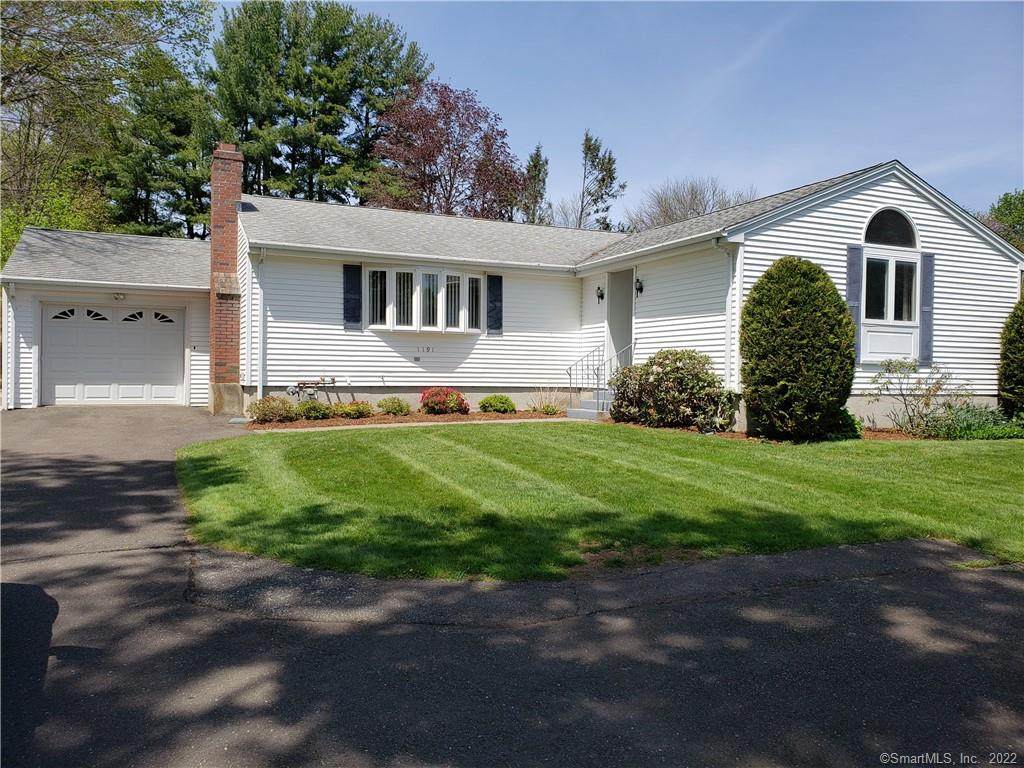 1191 Maple Street - Photo 1
