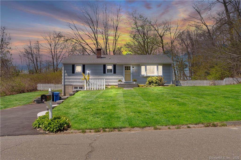 121 Twitchgrass Road - Photo 1