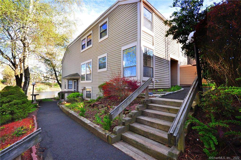 21 Clemens Court - Photo 1