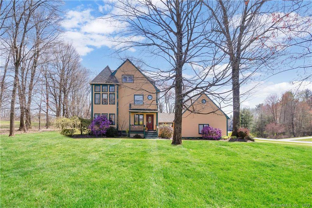 118 Stafford Road - Photo 1