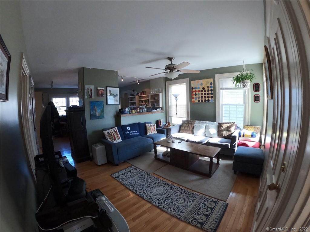 279 Humphrey Street - Photo 1