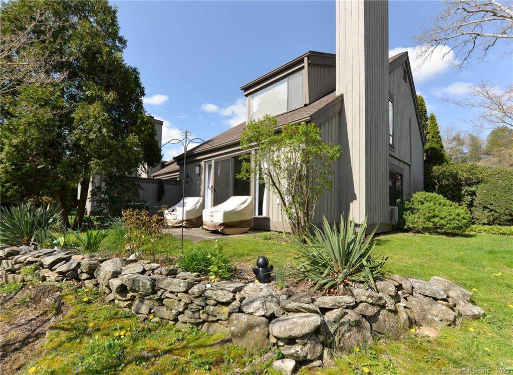 350 Heritage Village - Photo 1