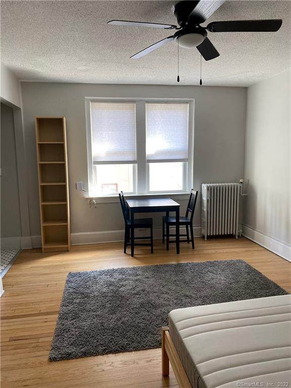 100 Howe Street - Photo 1