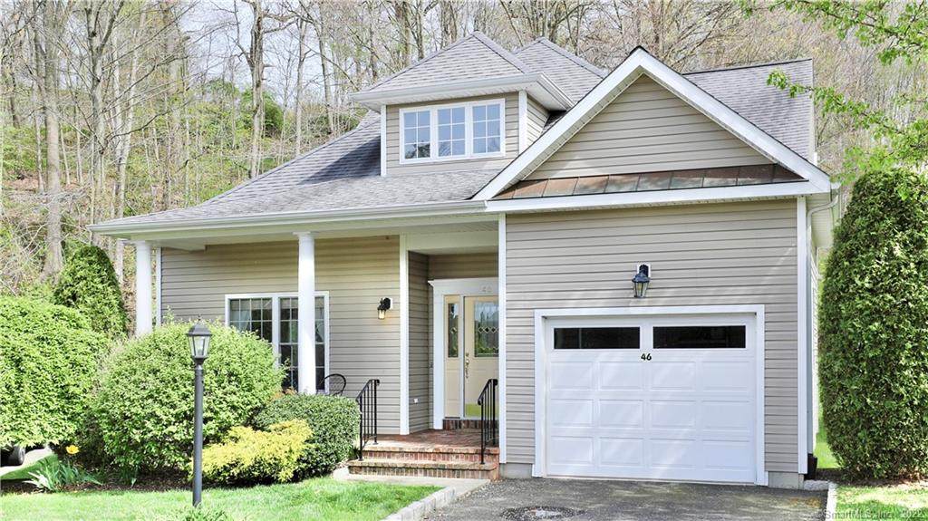 46 Spice Bush Lane - Photo 1