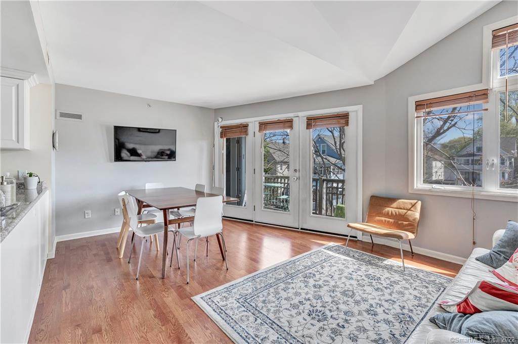 3250 Fairfield Avenue - Photo 1