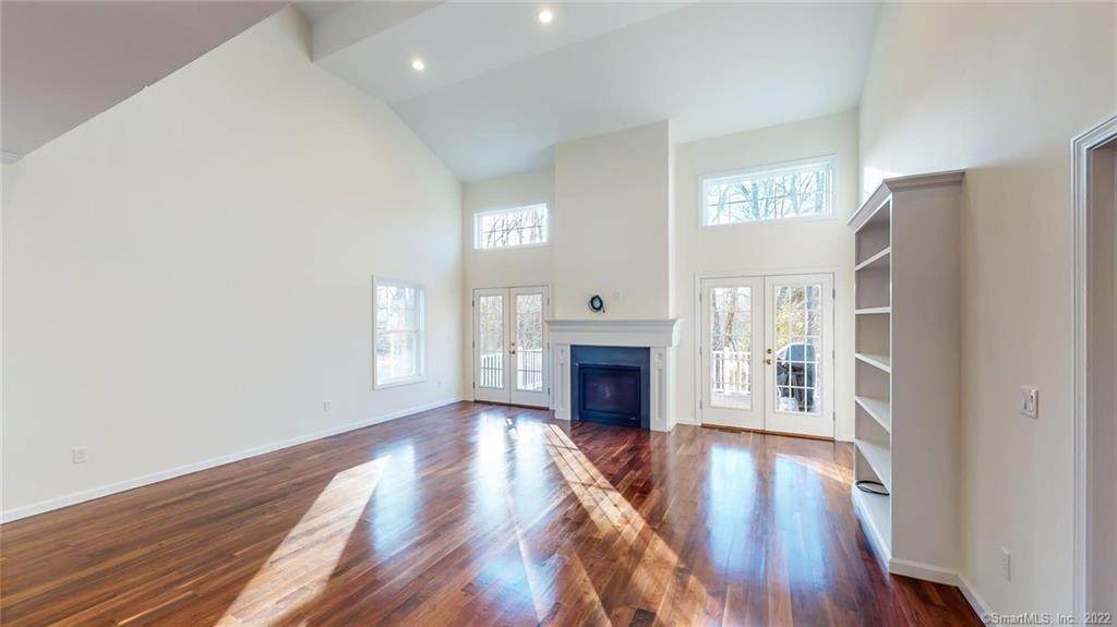 408 Hunter Drive - Photo 1