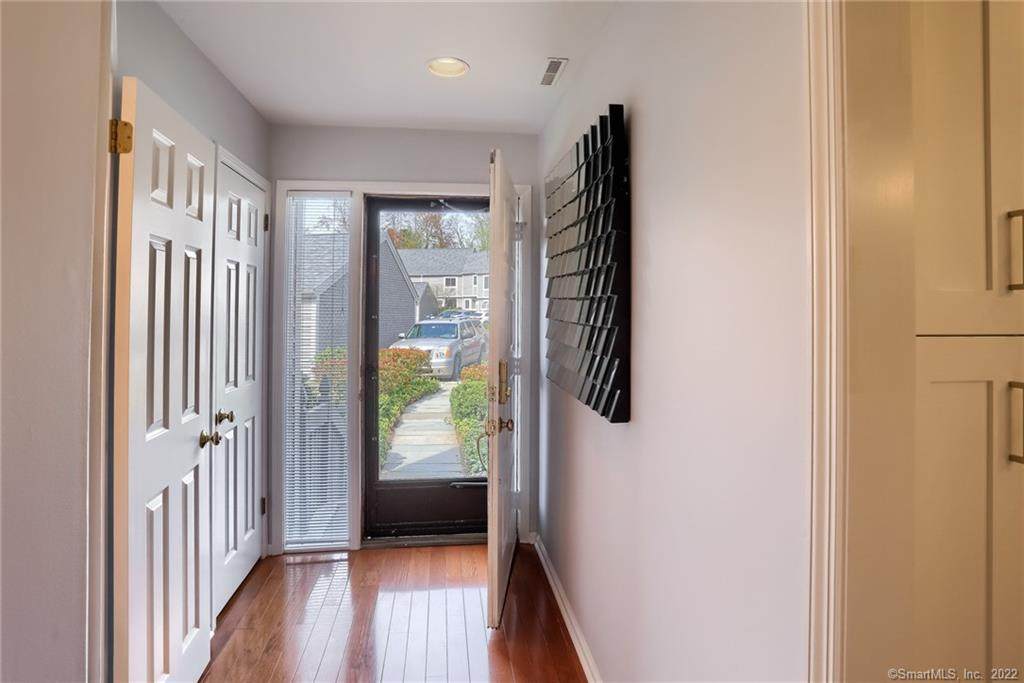 27 Strathmore Lane - Photo 1
