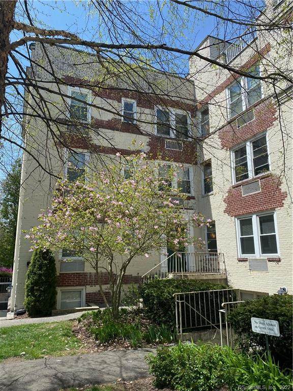 102 Woodside Green - Photo 1