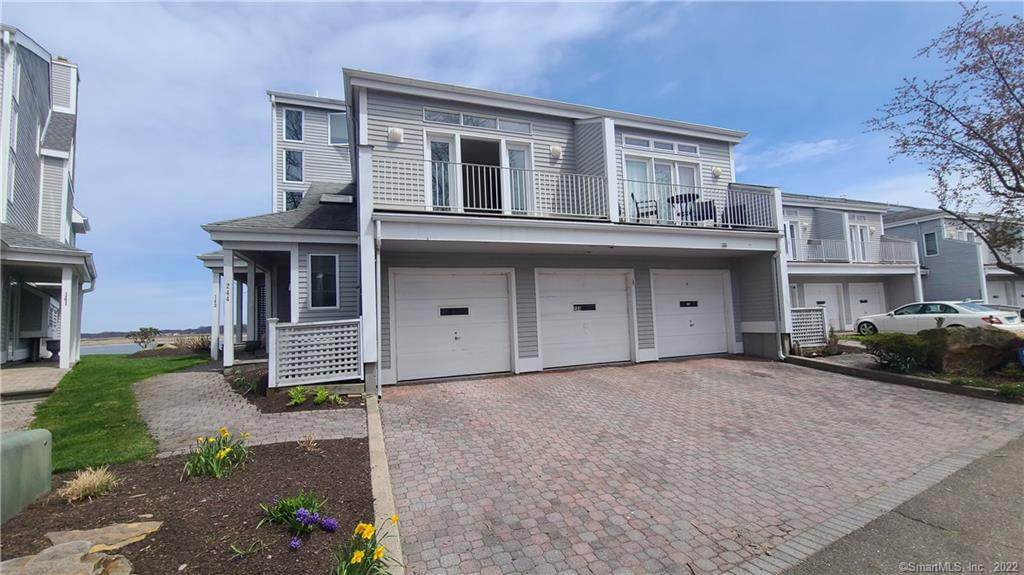 143 Breakers Lane - Photo 1