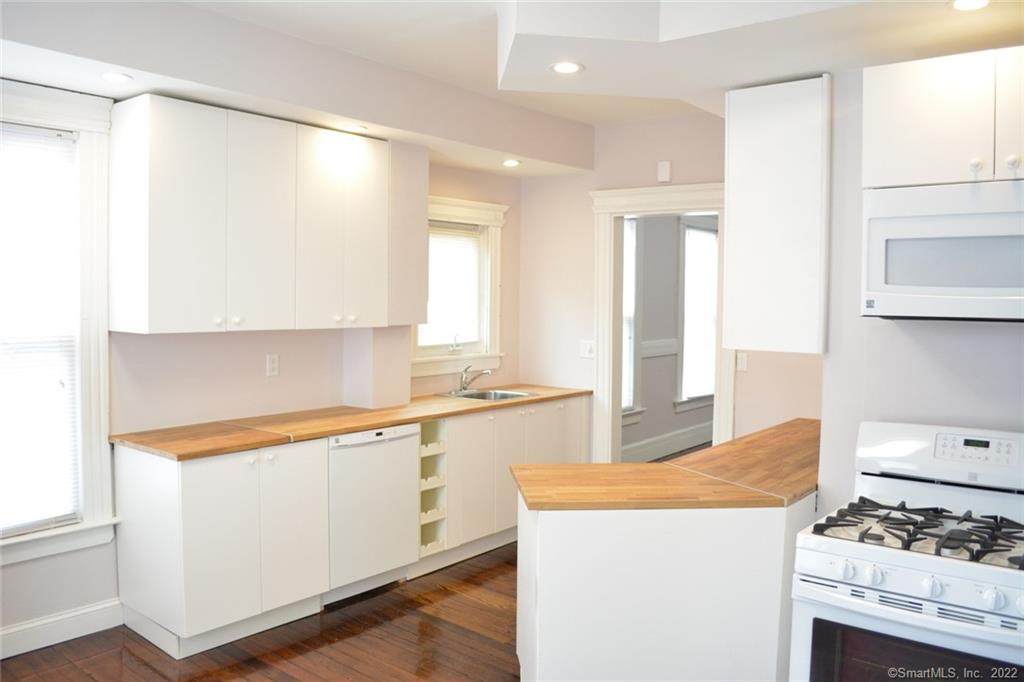 79 Division Street - Photo 1