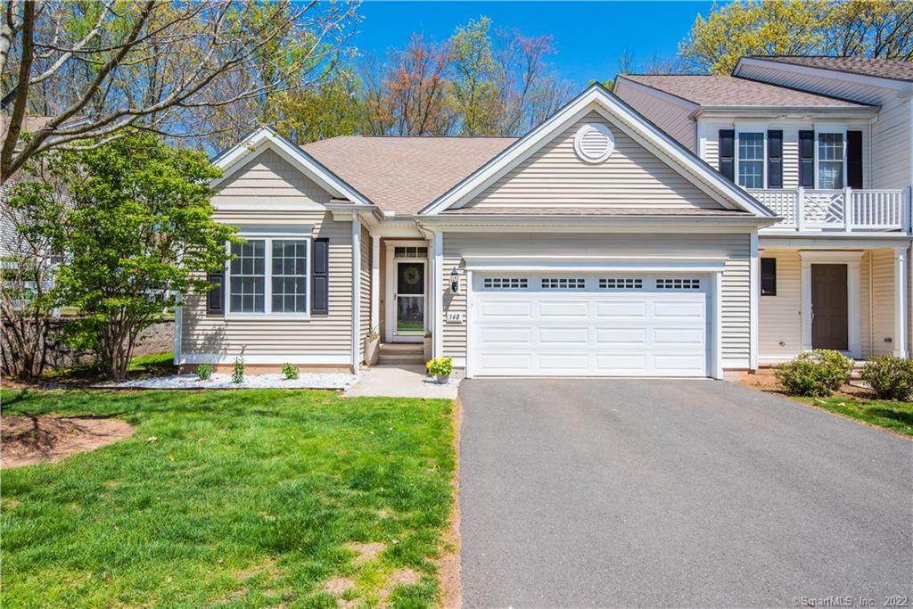 140 Sterling Drive - Photo 1